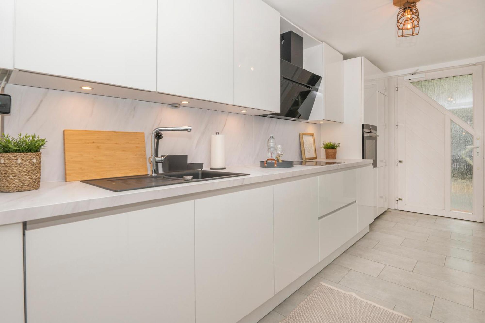 B49 - City & Messe Apartment โคโลญ ภายนอก รูปภาพ